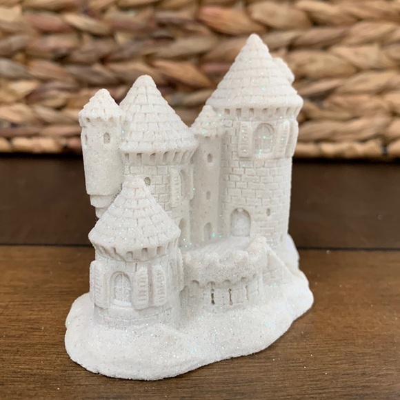 Mr. Sandman Sandsculpt Castle Collection #111 - 3" x 3.5" - Picture 4 of 7